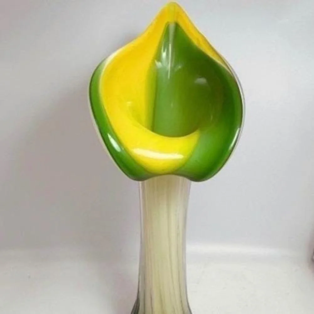 Vintage Hand‎ Blown Glass Calla Lily Vase Yellow Green Frosted Ribbed 11 Inch
